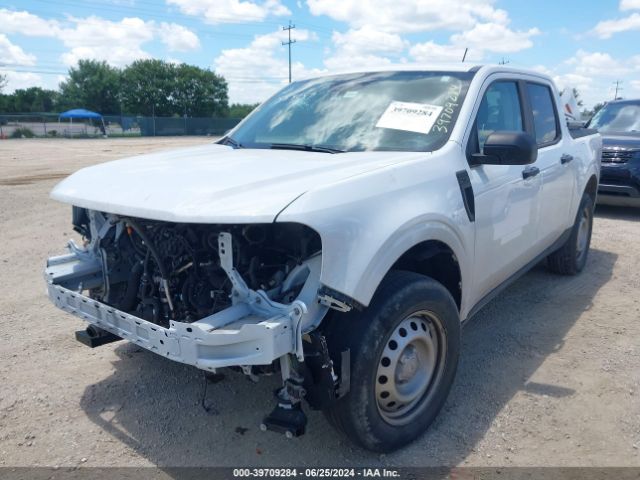 3FTTW8E9XNRA52910 Ford Maverick Xl