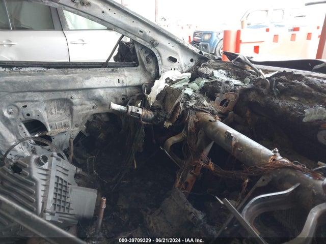 39709329 :رقم المزاد ، 1G4GD5G38EF211818 vin ، 2014 Buick Lacrosse Premium I Group مزاد بيع