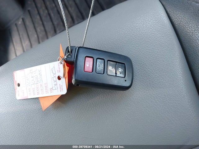 Toyota Rav4 Limited 2015 JTMDFREV8FD153171 Image 11