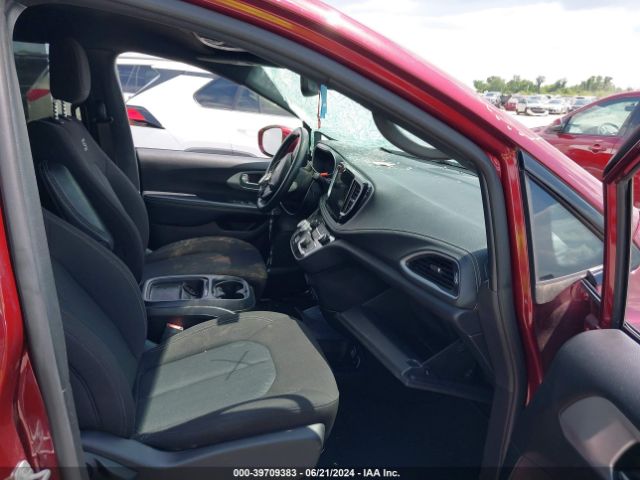 2C4RC1FG5MR605328 Chrysler Pacifica Touring