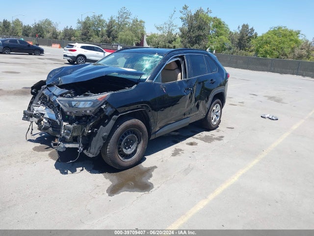 Toyota RAV4 LE 2019 2T3H1RFV7KW041487 Image 2