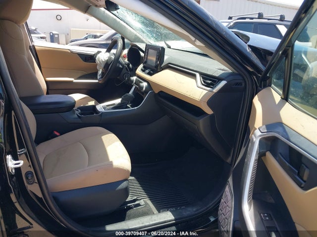 Toyota RAV4 LE 2019 2T3H1RFV7KW041487 Image 5