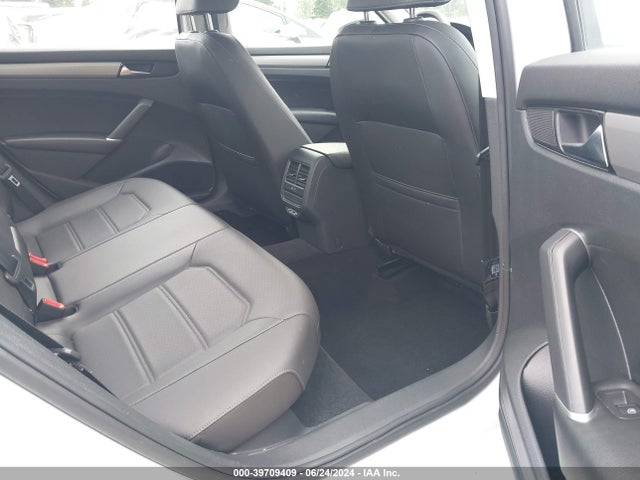 Volkswagen Passat 2.0t Se 2021 1VWSA7A3XMC014111 Image 8