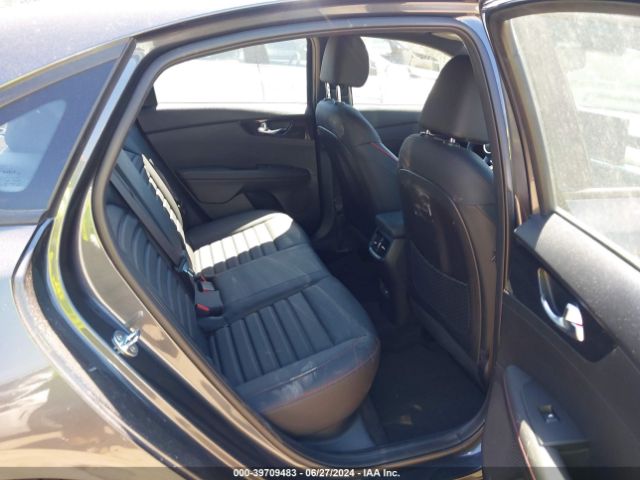 3KPF44ACXNE449392 KIA Forte Gt Manual