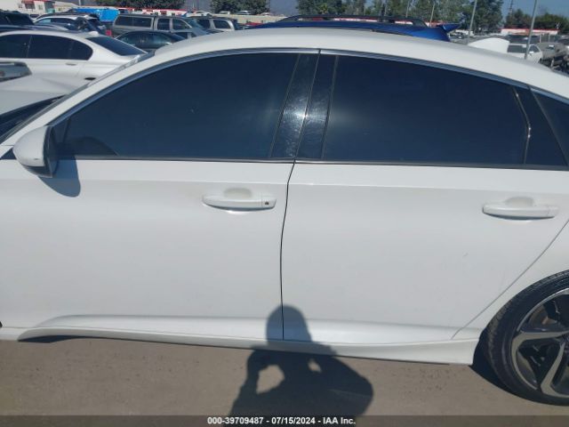 1HGCV1F37JA130909 Honda Accord Sport