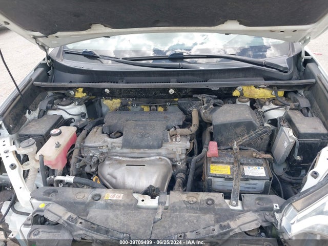JTMDFREV7JJ255572 Toyota Rav4 Limited