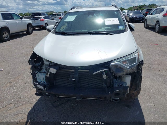 JTMDFREV7JJ255572 Toyota Rav4 Limited