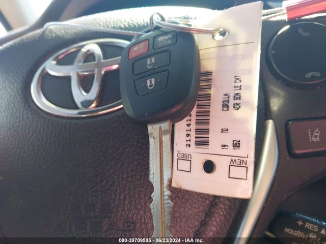 Toyota COROLLA LE 2019 5YFBURHE2KP945462 Image 11