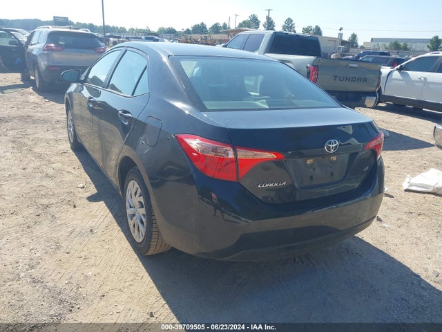 Toyota COROLLA LE 2019 5YFBURHE2KP945462 Image 3