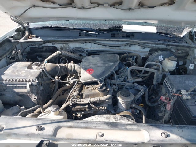Toyota Tacoma Sr 2017 5TFRX5GN2HX098100 Image 10