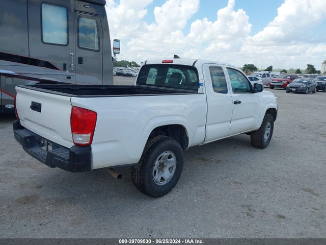 Toyota Tacoma Sr 2017 5TFRX5GN2HX098100 Image 4