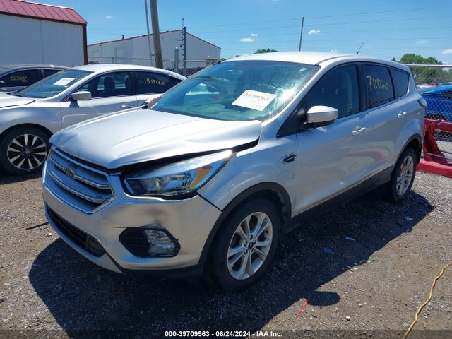 Ford ESCAPE SE 2017 1FMCU0GD0HUC63048 Image 2