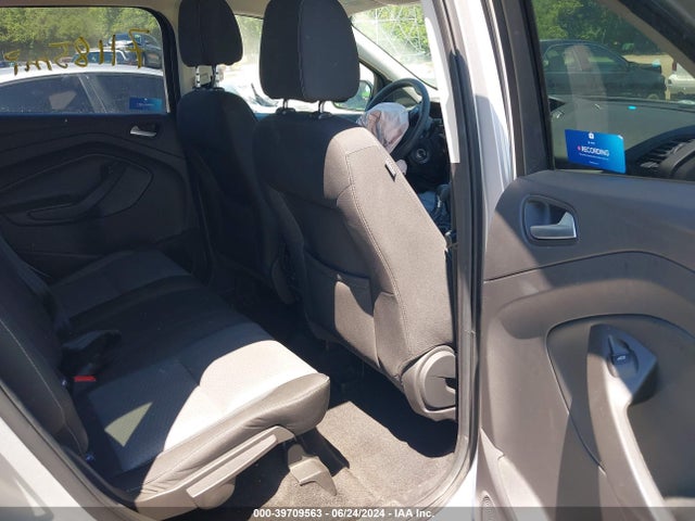 Ford ESCAPE SE 2017 1FMCU0GD0HUC63048 Image 8