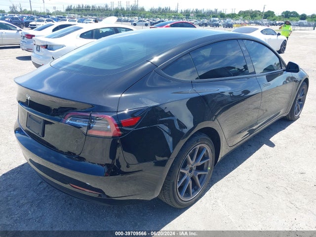 Tesla Model 3 Rear-wheel Drive 2023 5YJ3E1EA5PF470302 Image 4