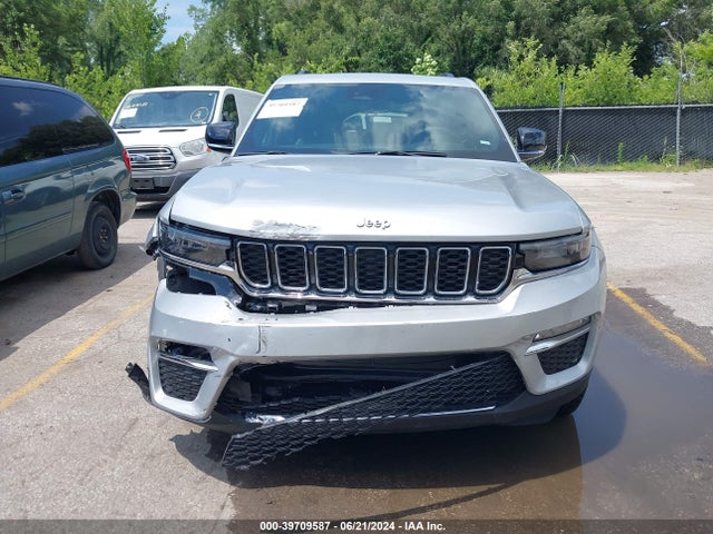 Jeep Grand Cherokee 4xe 2024 1C4RJYB6XRC132392 Image 12