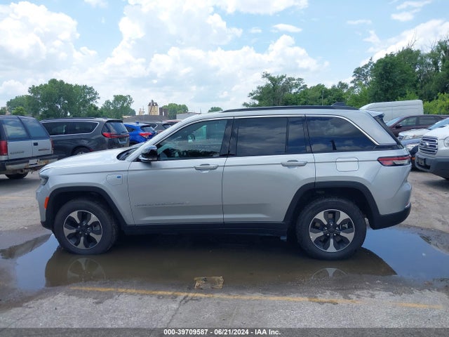 Jeep Grand Cherokee 4xe 2024 1C4RJYB6XRC132392 Image 14