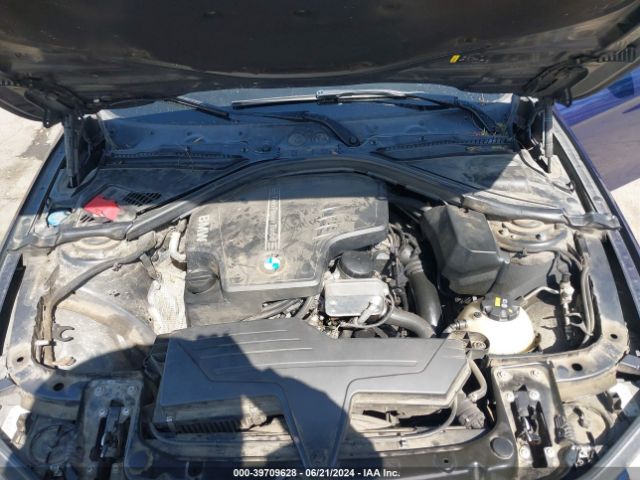 WBA8E1G36HNU15846 BMW 320i