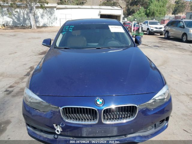 WBA8E1G36HNU15846 BMW 320i