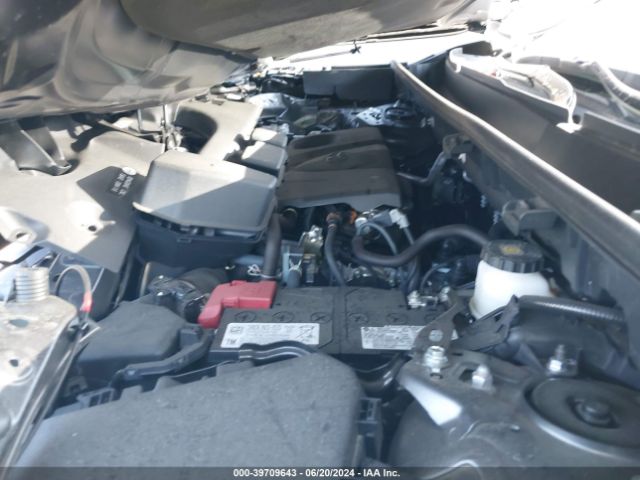 2T3C1RFV2RW303677 Toyota Rav4 Xle Premium