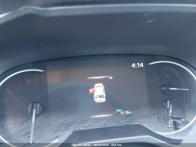 2T3C1RFV2RW303677 Toyota Rav4 Xle Premium