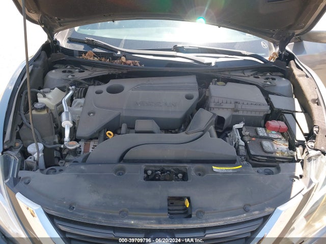 39709796 :رقم المزاد ، 1N4AL3AP8HC139141 vin ، 2017 Nissan Altima 2.5/2.5 S/2.5 Sl/2.5 Sr/2.5 Sv مزاد بيع