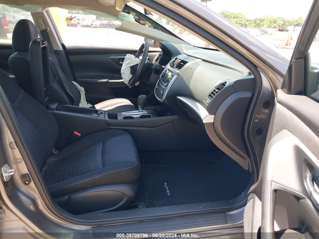 39709796 :رقم المزاد ، 1N4AL3AP8HC139141 vin ، 2017 Nissan Altima 2.5/2.5 S/2.5 Sl/2.5 Sr/2.5 Sv مزاد بيع