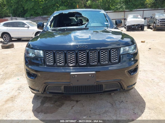 1C4RJEAG1KC530668 Jeep Grand Cherokee Altitude 4x2