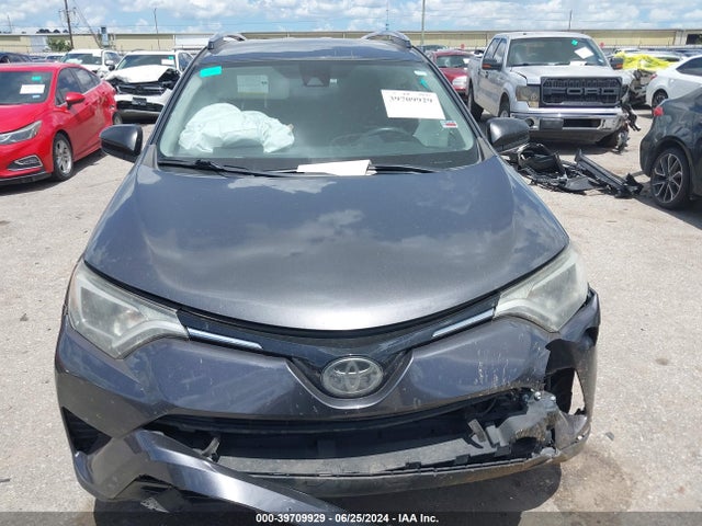 Toyota RAV4 LE 2017 JTMZFREV6HJ106456 Image 12