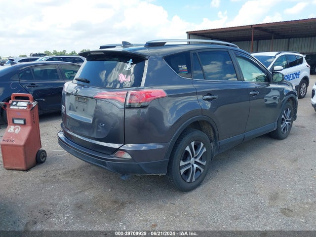 Toyota RAV4 LE 2017 JTMZFREV6HJ106456 Image 4