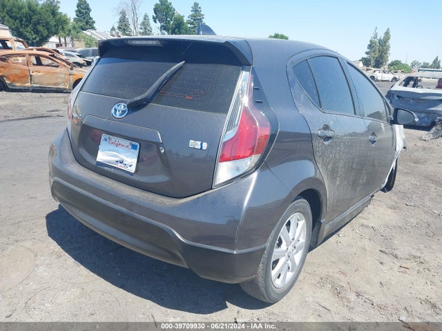 Toyota Prius C Two 2017 JTDKDTB3XH1596021 Image 4