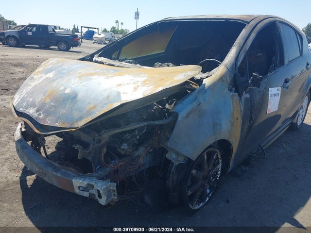 Toyota Prius C Two 2017 JTDKDTB3XH1596021 Image 6