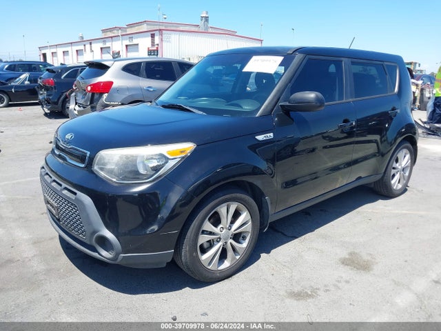 KIA SOUL + 2015 KNDJP3A56F7180175 Image 2