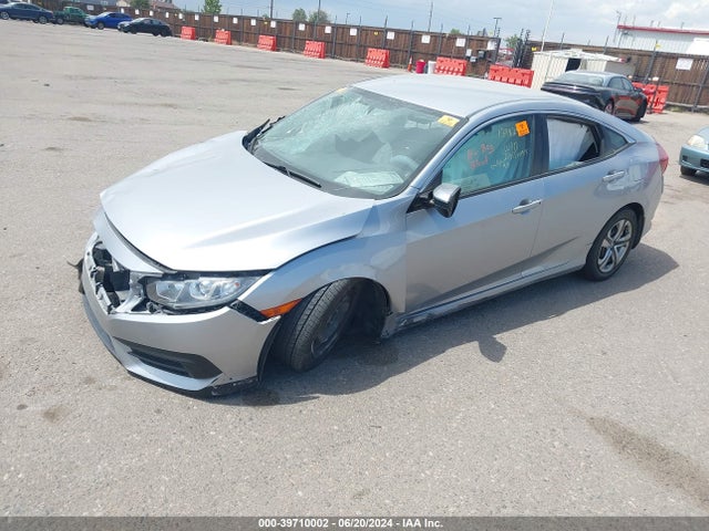 Honda Civic Lx 2018 2HGFC2F56JH604103 Image 2