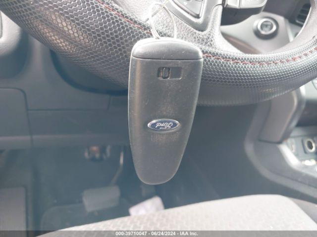 1FMCU9GD6KUB55786 Ford ESCAPE SE