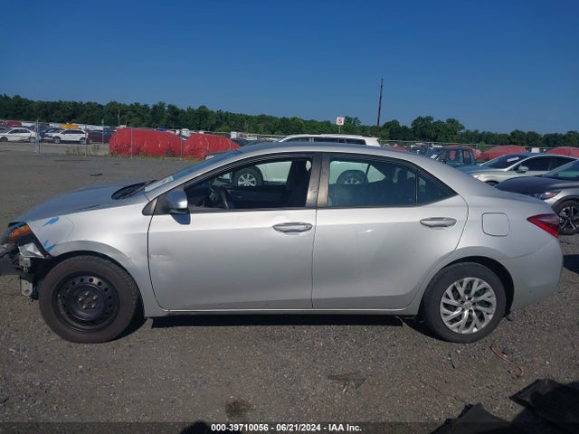 Toyota COROLLA LE 2018 2T1BURHE8JC041033 Image 14