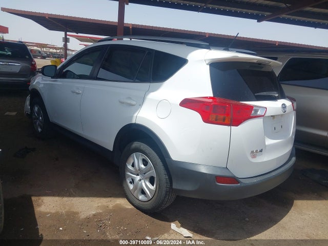 Toyota RAV4 LE 2014 JTMZFREV0EJ016294 Image 3