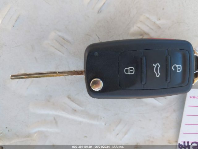 3VWPL7AJ8EM626466 Volkswagen Jetta Sportwagen 2.0l Tdi