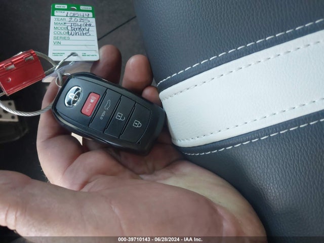 Toyota CAMRY SE 2025 4T1DAACK6SU010377 Image 11