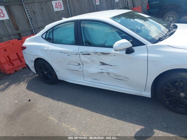 Toyota CAMRY SE 2025 4T1DAACK6SU010377 Image 6