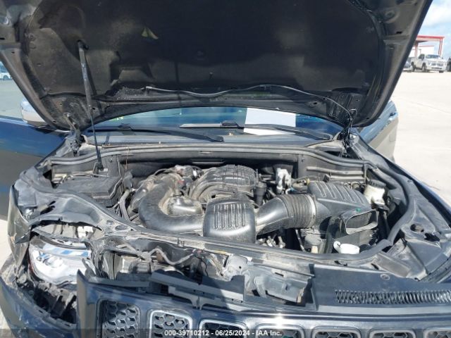 1C4RJFCG2FC665831 Jeep Grand Cherokee Overland