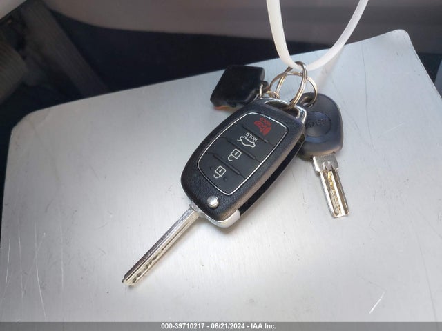 Hyundai SONATA SE 2015 5NPE24AF2FH055796 Image 11