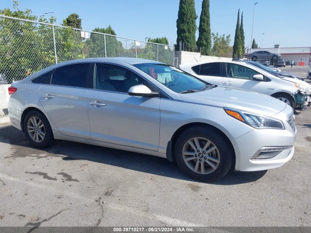 Hyundai SONATA SE 2015 5NPE24AF2FH055796 Image 13