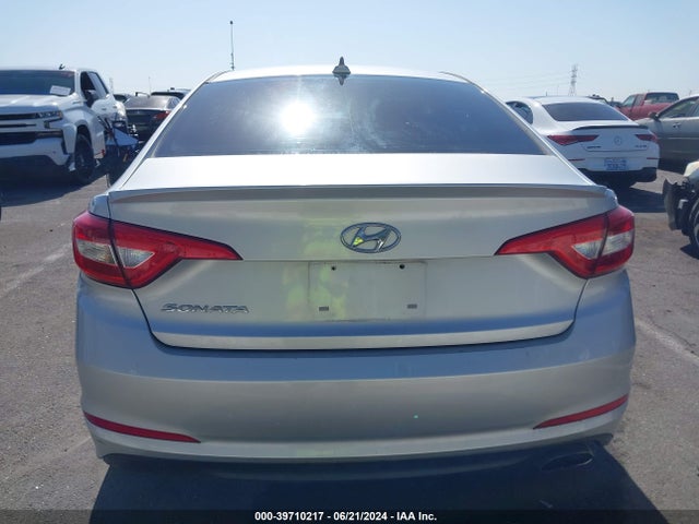 Hyundai SONATA SE 2015 5NPE24AF2FH055796 Image 16