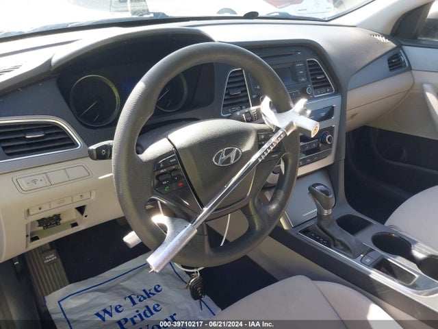 Hyundai SONATA SE 2015 5NPE24AF2FH055796 Image 17
