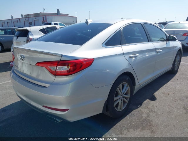 Hyundai SONATA SE 2015 5NPE24AF2FH055796 Image 4