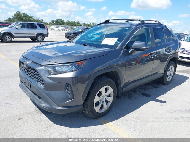 Toyota RAV4 LE 2019 2T3G1RFV6KC020868 Image 2
