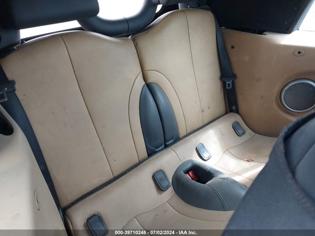 2005 MINI COOPER S WMWRH33455TF83378 Photo 7