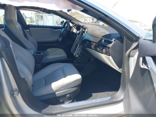 5YJSA1H21EFP63302 Tesla Model S P85d