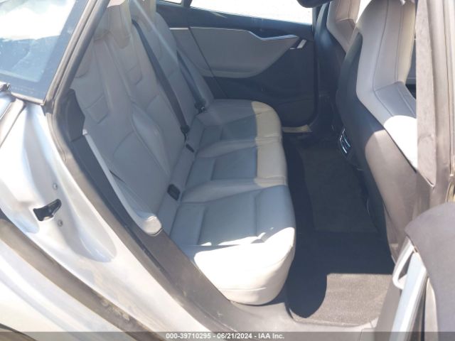 5YJSA1H21EFP63302 Tesla Model S P85d