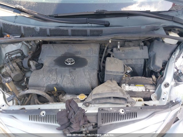 Toyota Sienna Le 8 Passenger 2015 5TDKK3DC7FS590177 Image 10